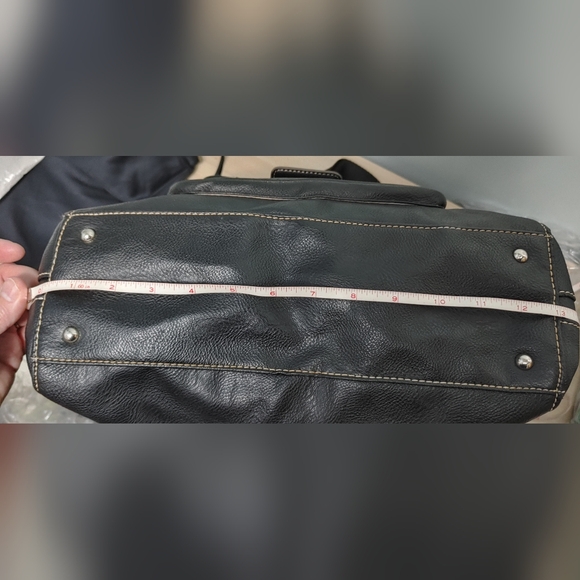 Kenneth Cole Black Leather Tote Bag - Picture 11 of 12